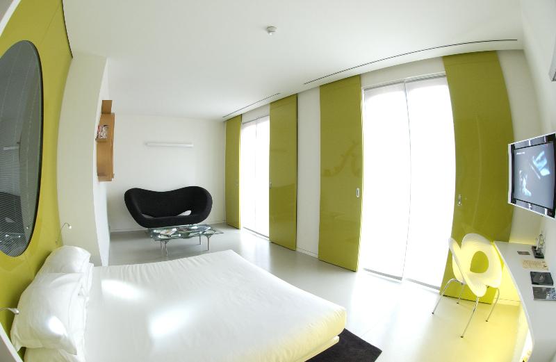 غرفة سوبيريور, Duomo