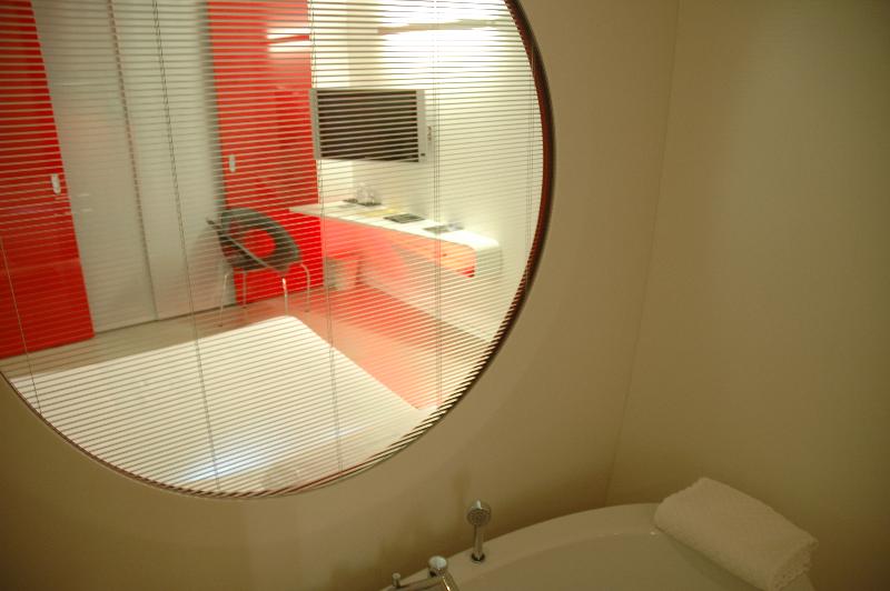 غرفة قياسية, Duomo