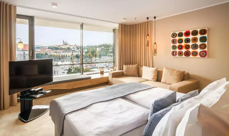 Habitación Estàndard Individual, Fortuna