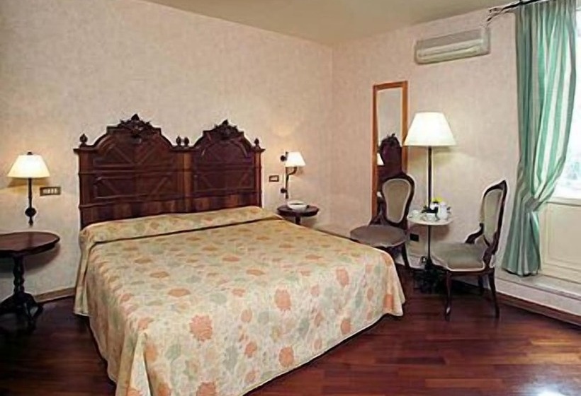 Chambre Standard, Fortuna