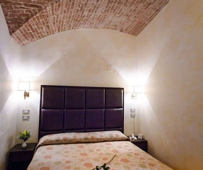 Chambre Standard Individuelle, Fortuna