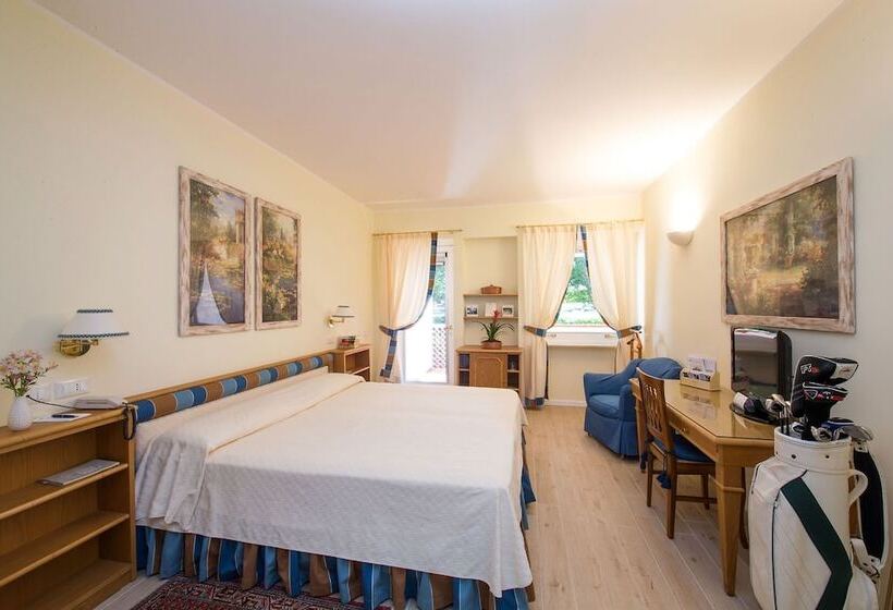 Номер Deluxe, Gallia Palace Hotel   Relais & Châteaux