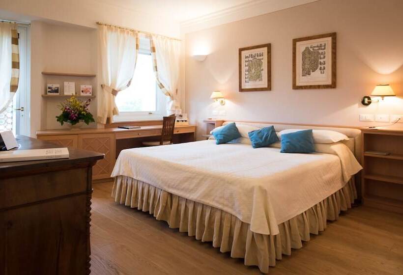 クラシックルーム, Gallia Palace Hotel   Relais & Châteaux