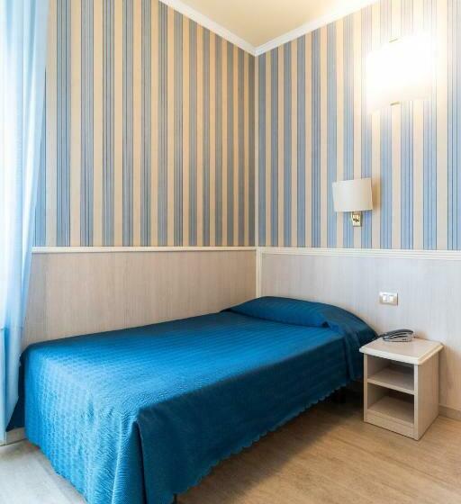 标准单人间, Garda