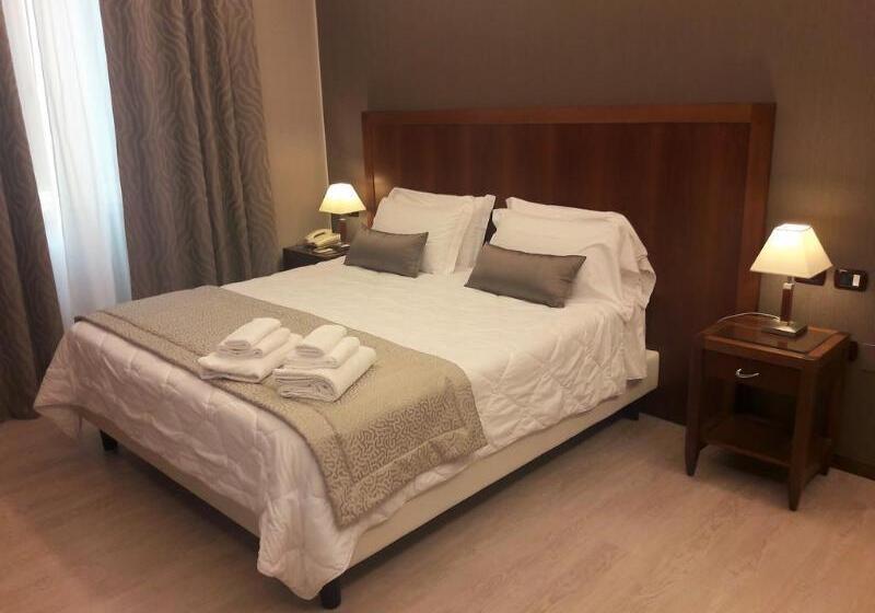 Pokój Klasyczny, Genova