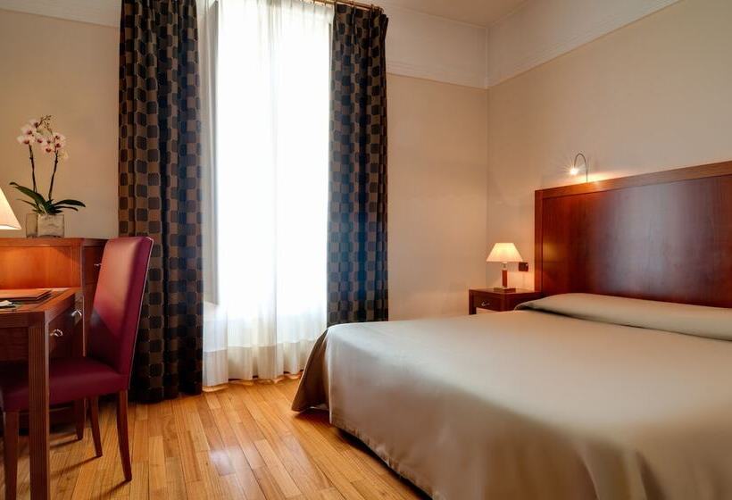 Pokój Standard, Genova