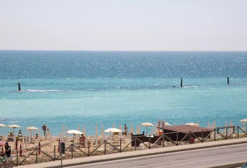 اتاق استاندارد, Giannino