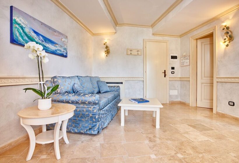 ジュニアスイート, Hermitage