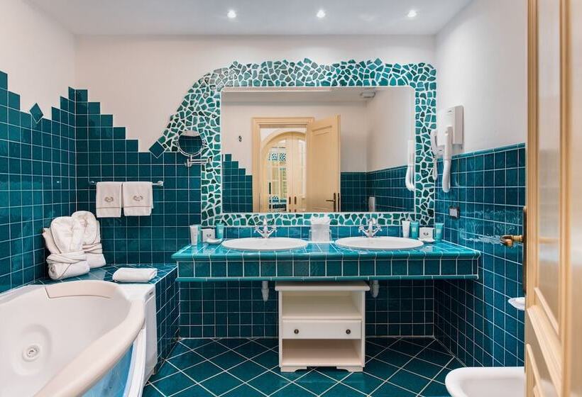 スイート, Hermitage