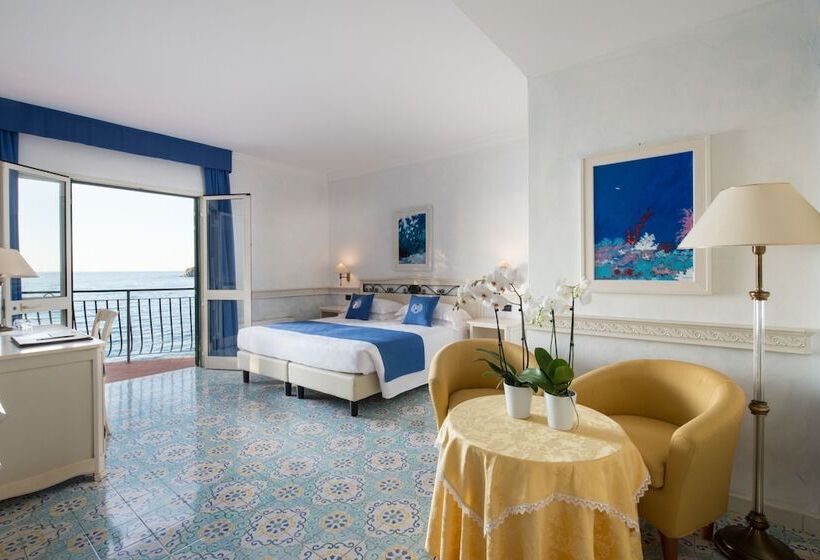 Triple Room Sea View, Hermitage