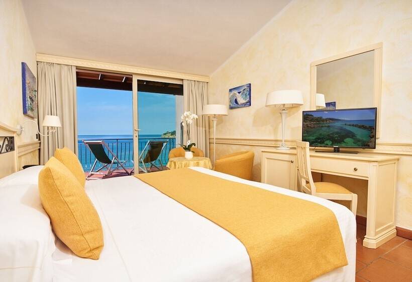 Triple Room Sea View, Hermitage