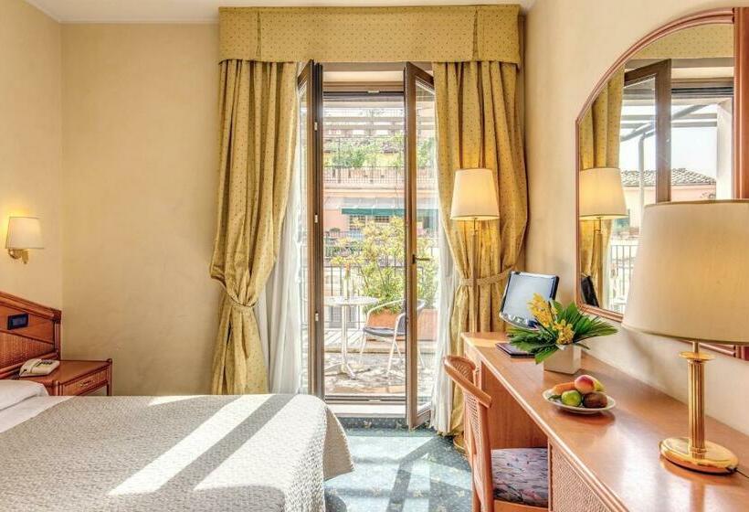 اتاق سوپریور با بالکن, King