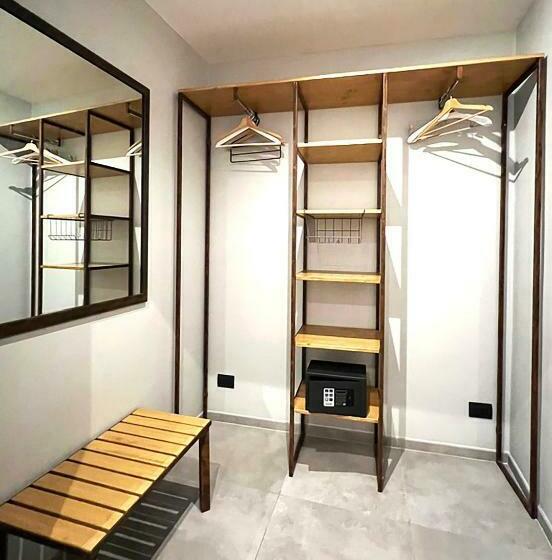 اتاق سوپریور با بالکن, King