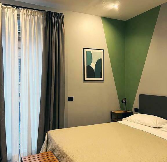 اتاق سوپریور با بالکن, King