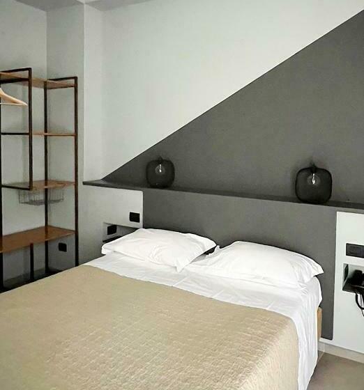 اتاق سوپریور با بالکن, King