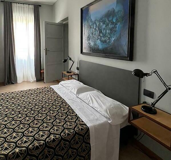 اتاق استاندارد سه نفره, King