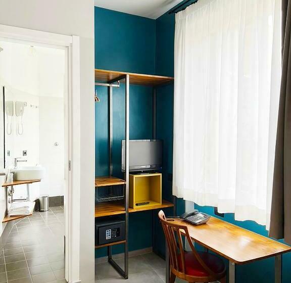 اتاق عادی, King