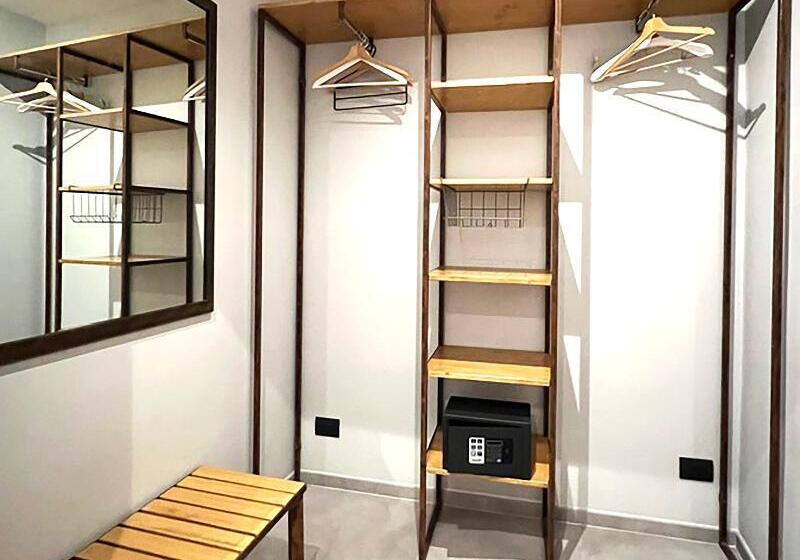 اتاق سوپریور با بالکن, King