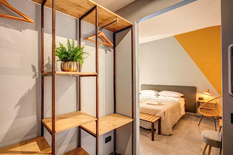 اتاق سوپریور با بالکن, King