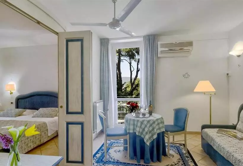 Junior Suite, Kursaal