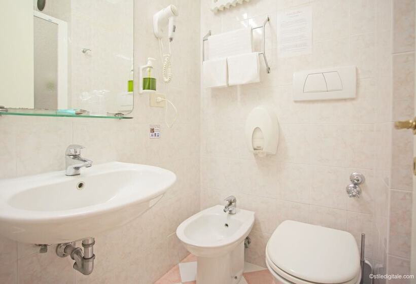 اتاق استاندارد, La Pace