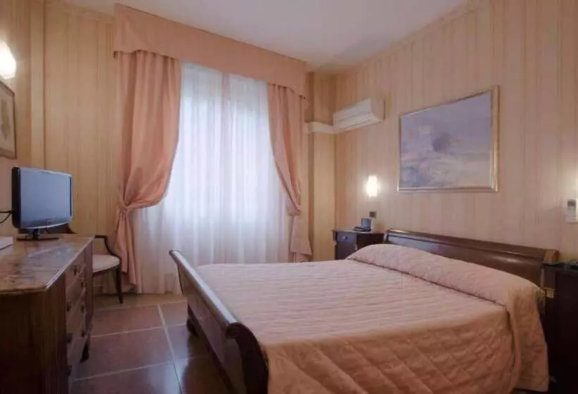 Camera Standard, La Pace