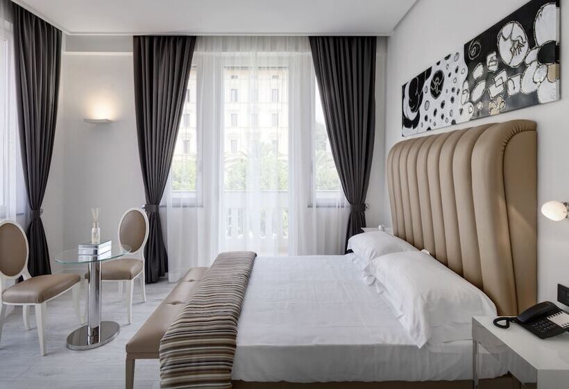 سوییت جونیور, Lhp Hotel Montecatini Palace & Spa