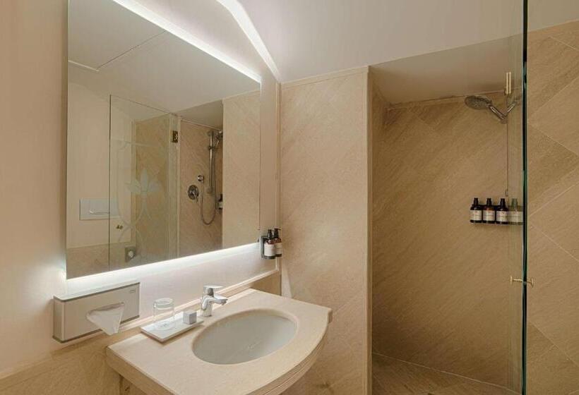 اتاق استاندارد یک نفره, NH Ravenna