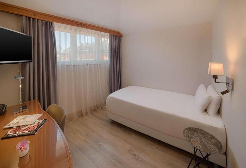 اتاق استاندارد یک نفره, NH Ravenna