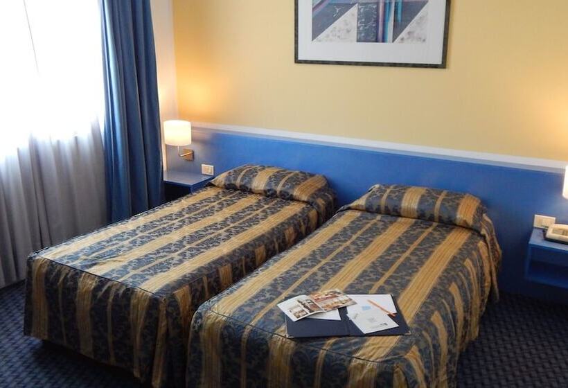 غرفة كلاسيكية, & Residence Castelli