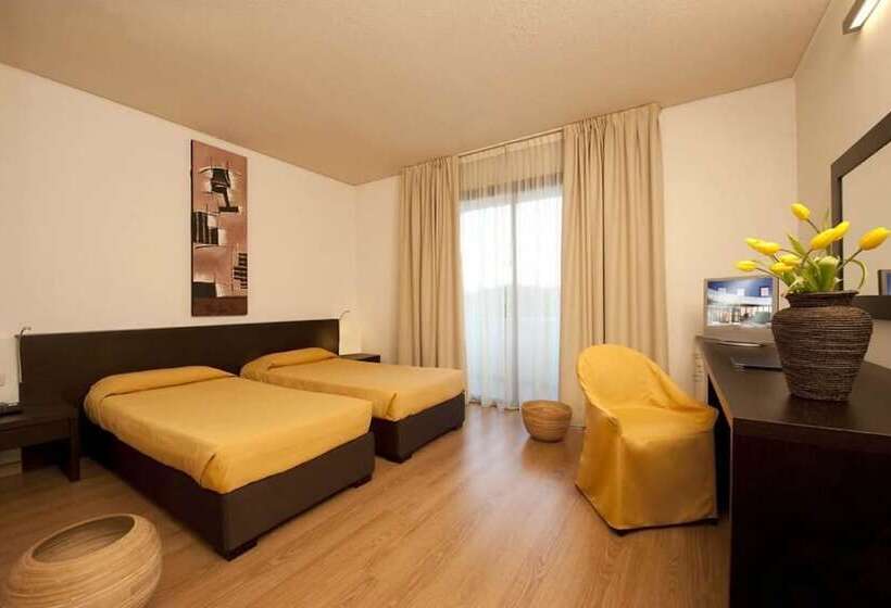 غرفة تنفيذية, & Residence Castelli