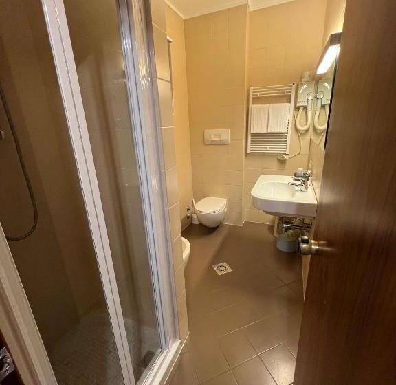 غرفة تنفيذية, & Residence Castelli