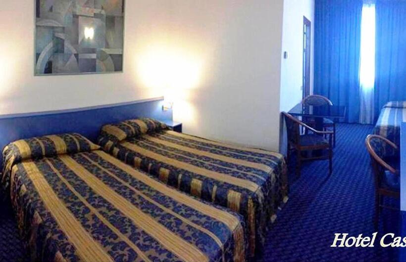 غرفة كلاسيكية ثلاثية, & Residence Castelli