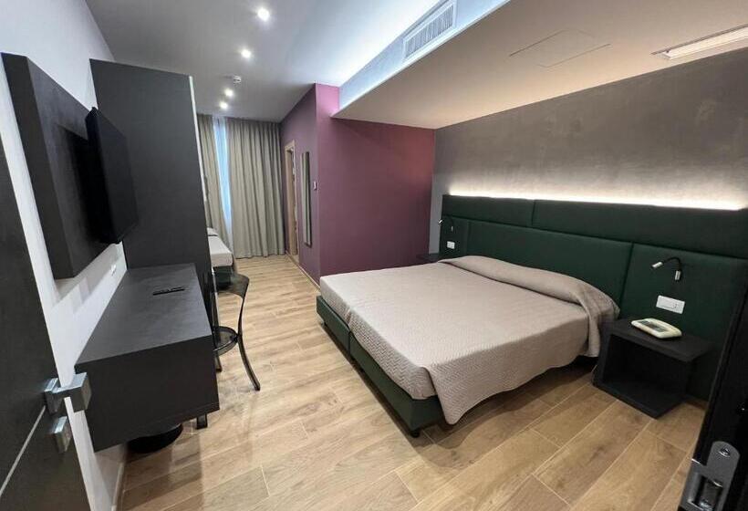 غرفة سوبيريور ثلاثية, & Residence Castelli