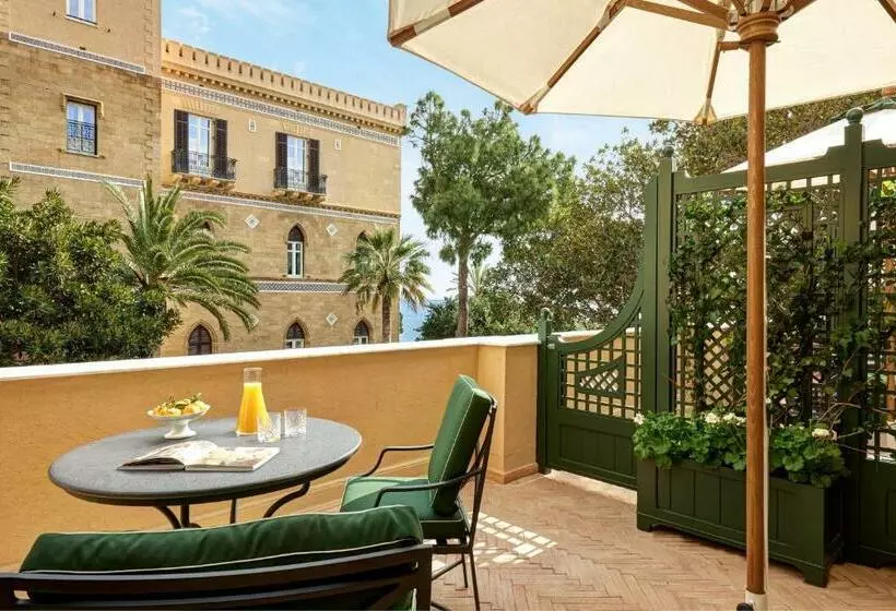 سوئیت جونیور با تراس, Rocco Forte Villa Igiea