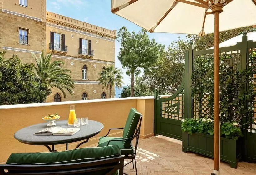 سوئیت جونیور با تراس, Rocco Forte Villa Igiea