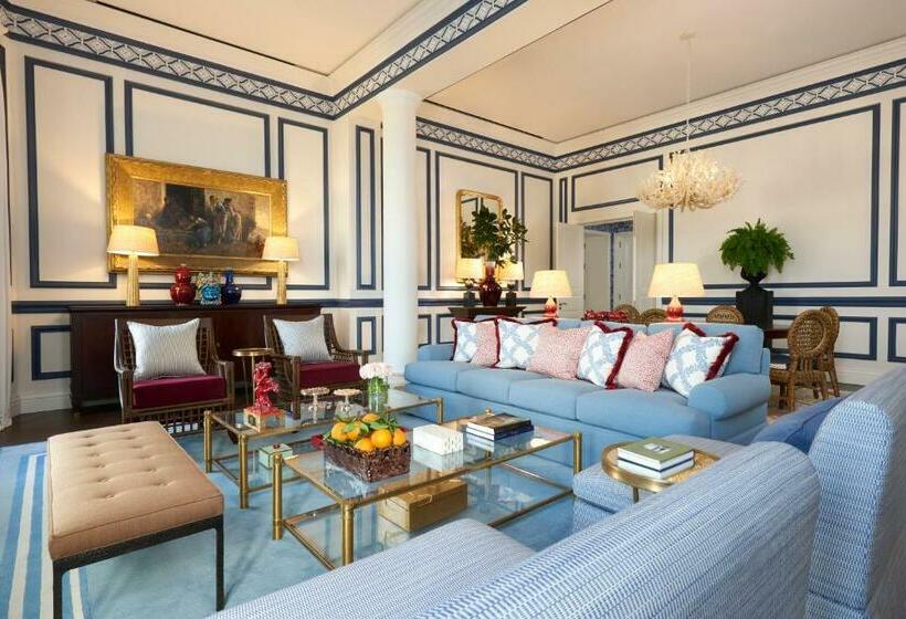 带大床的套房, Rocco Forte Villa Igiea