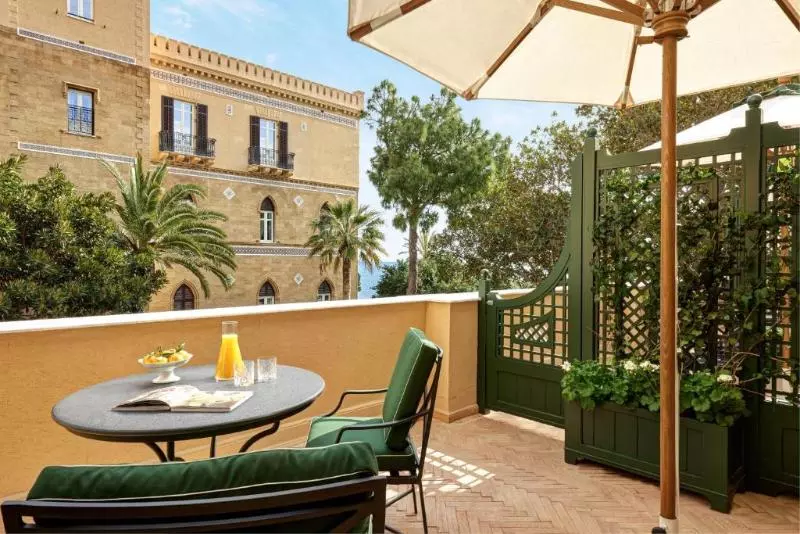 سوئیت جونیور با تراس, Rocco Forte Villa Igiea