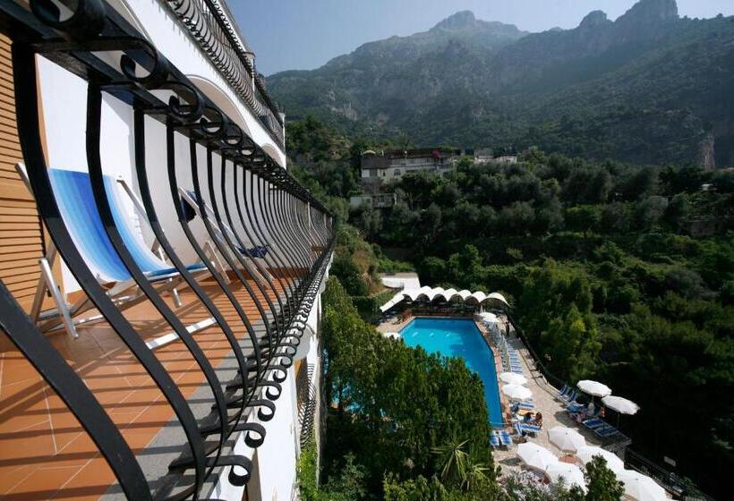 Трехместный Номер Классика, Royal Positano
