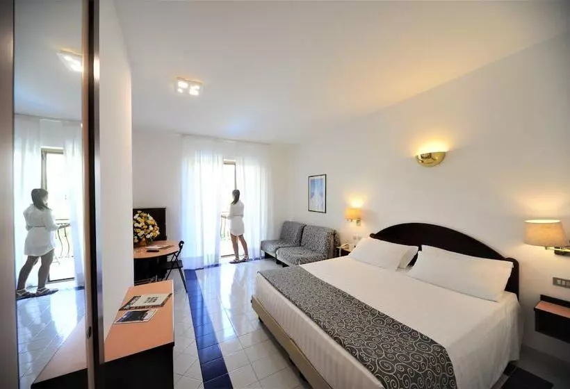 Comfort-huone, Royal Positano