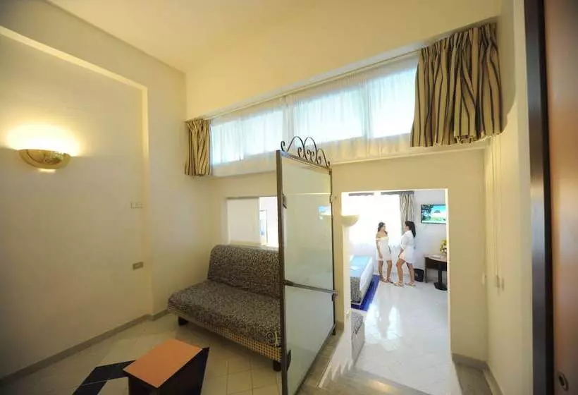 Comfort-huone, Royal Positano