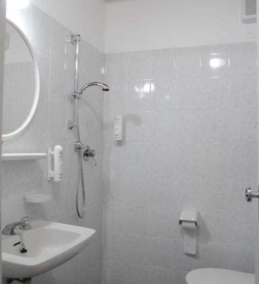 컴포트 룸, Saint Tropez Spa & Restaurant