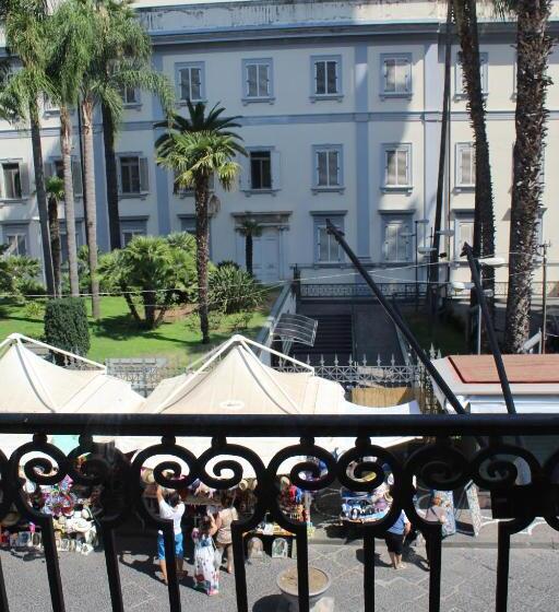 Трехместный Номер Стандарт с Балконом, Santuario Pompei