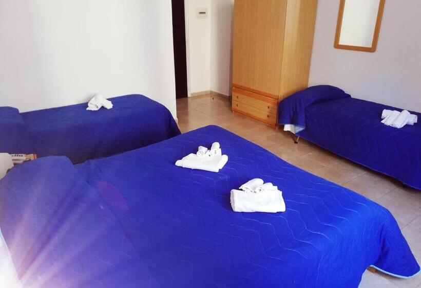 Четырехместный Номер Economy, Santuario Pompei