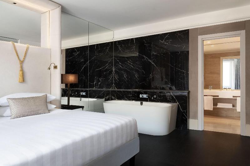 Suite Letto King, Sina Bernini Bristol, Autograph Collection