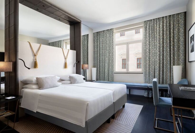 Camera Superiore con Vista, Sina Bernini Bristol, Autograph Collection