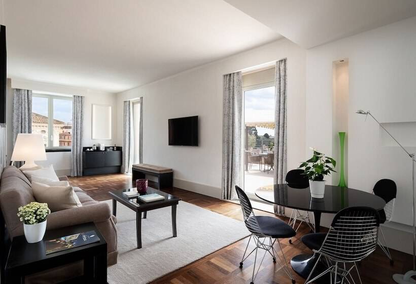 Suite Presidenziale, Sina Bernini Bristol, Autograph Collection