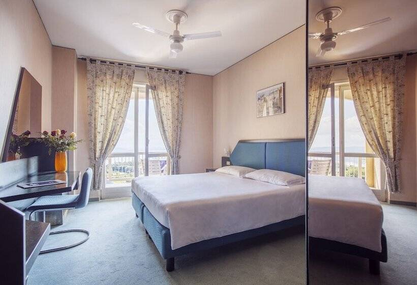 חדר קומפורט יחיד, Tre Laghi