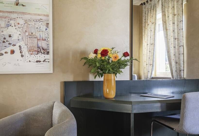 חדר קומפורט יחיד, Tre Laghi