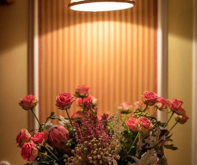 جناح جونيور, Villa Margherita